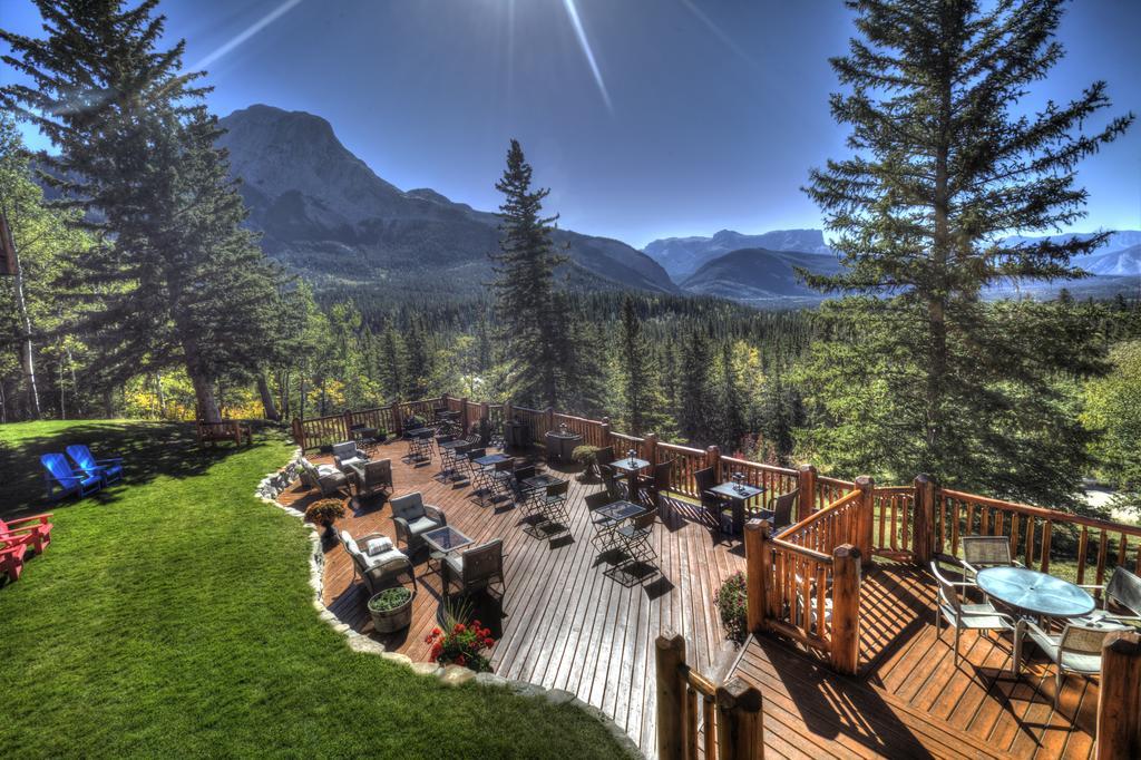Overlander Mountain Lodge Jasper Exterior photo